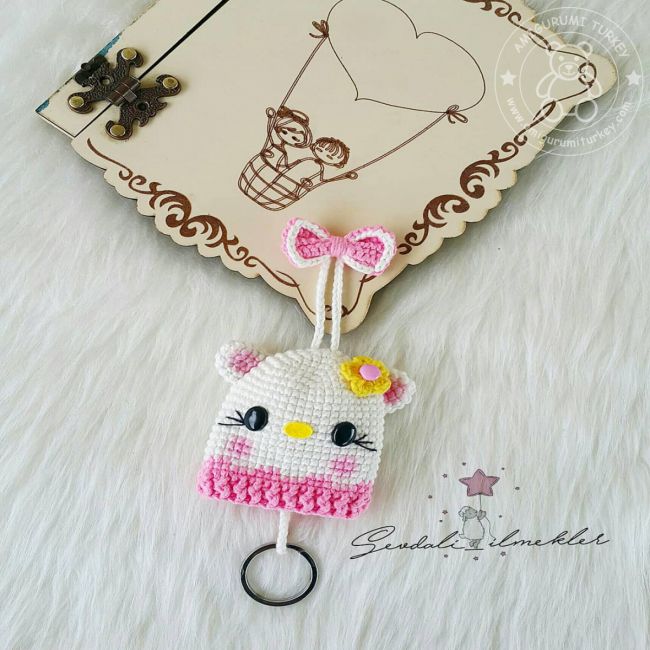Hello Kitty AnahtarlÄ±k